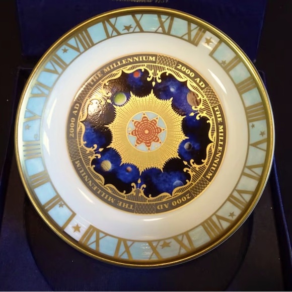 NEW Royal Worcester Millenium Collector Plate Coaster...
